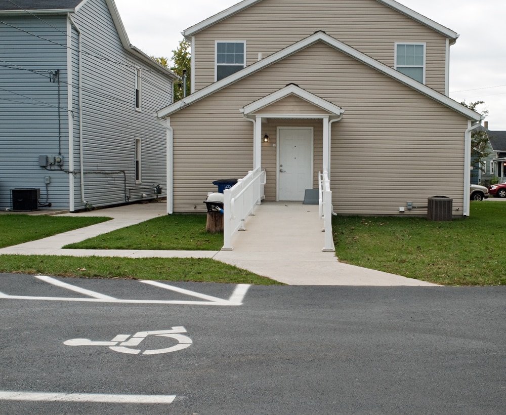 what are the ada requirements for a wheelchair ramp