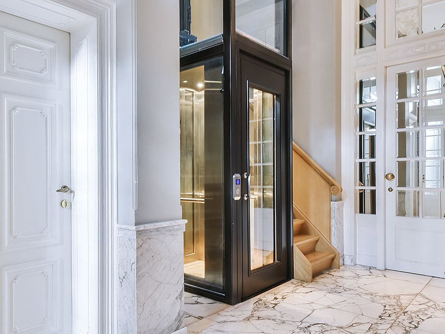 Glass elevator for home